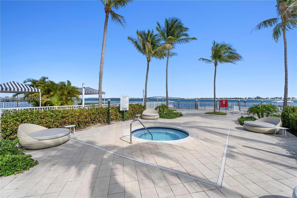 Real estate property located at 2101 Brickell Ave #806, Miami-dade, Skyline On Brickell Condo, Miami, FL