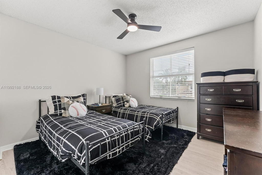 Real estate property located at 4420 82nd Way, Broward, Orange Drive-pine Island, Davie, FL