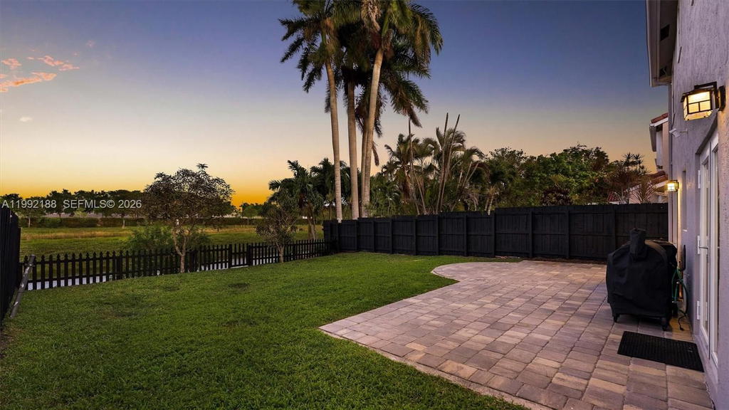 Real estate property located at 4420 82nd Way, Broward, Orange Drive-pine Island, Davie, FL