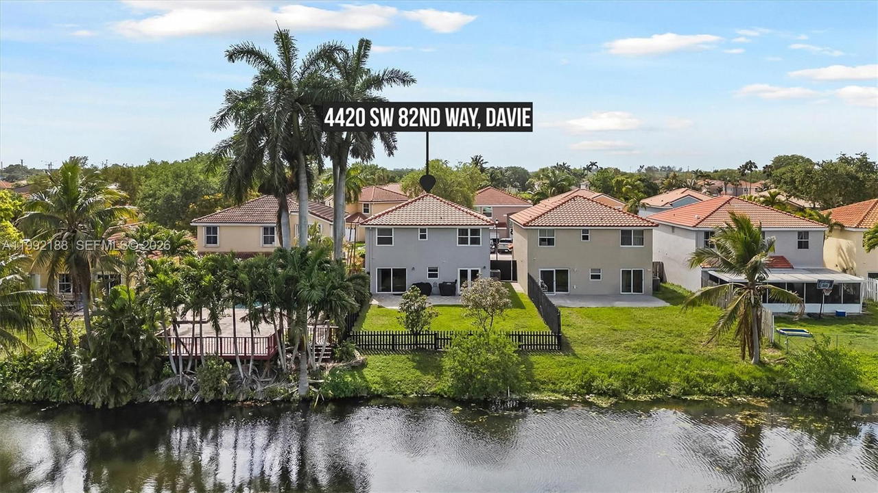 Real estate property located at 4420 82nd Way, Broward, Orange Drive-pine Island, Davie, FL