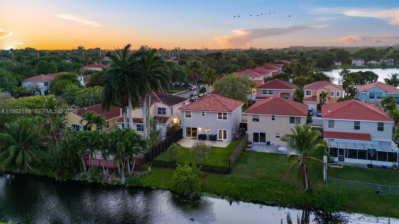 Real estate property located at 4420 82nd Way, Broward, Orange Drive-pine Island, Davie, FL