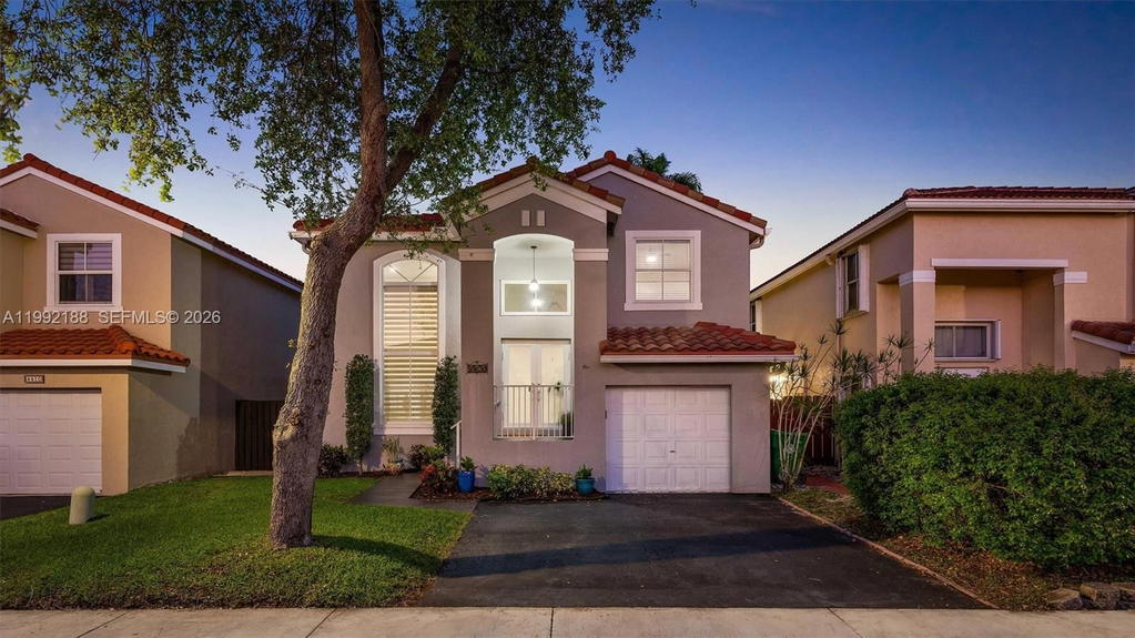 Real estate property located at 4420 82nd Way, Broward, Orange Drive-pine Island, Davie, FL