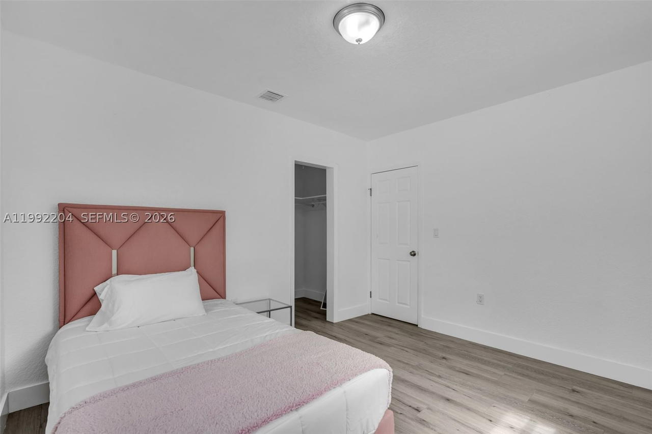 Real estate property located at 181 121st St, Miami-dade, Breezeswept Estates, North Miami, FL