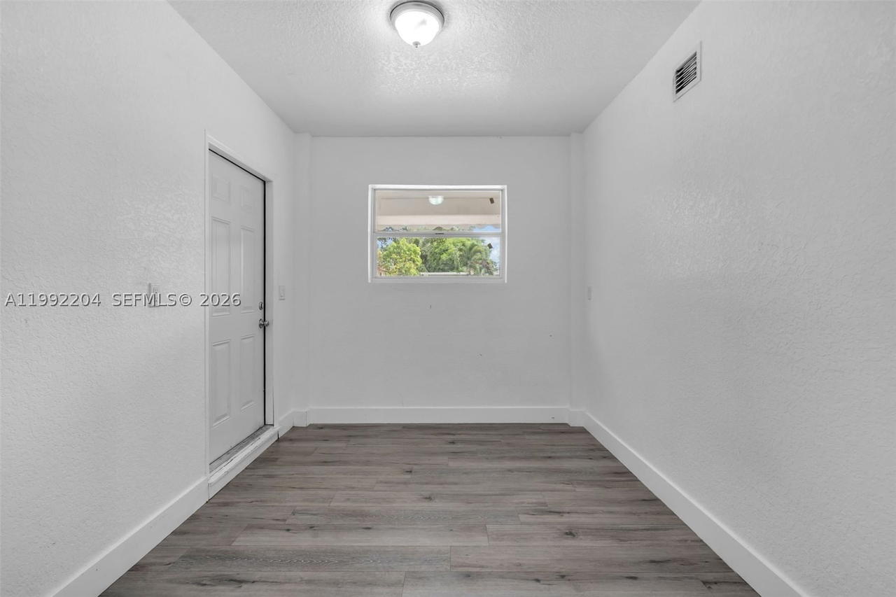 Real estate property located at 181 121st St, Miami-dade, Breezeswept Estates, North Miami, FL