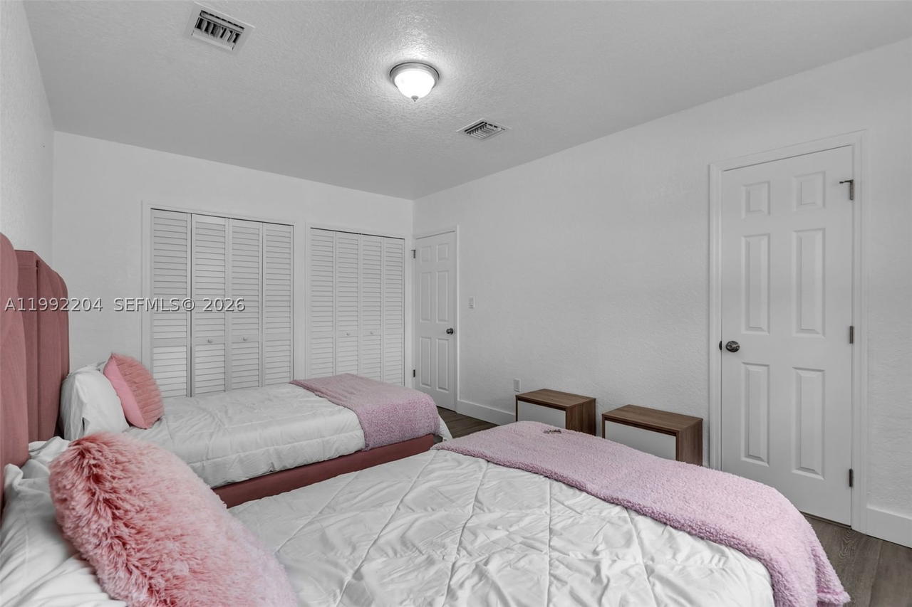 Real estate property located at 181 121st St, Miami-dade, Breezeswept Estates, North Miami, FL