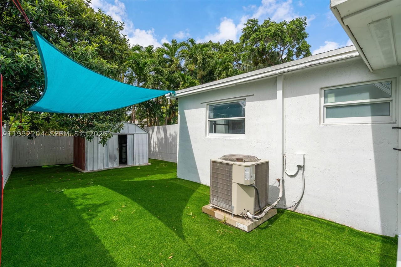 Real estate property located at 181 121st St, Miami-dade, Breezeswept Estates, North Miami, FL