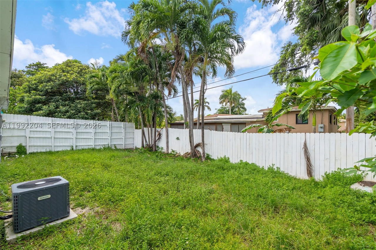 Real estate property located at 181 121st St, Miami-dade, Breezeswept Estates, North Miami, FL