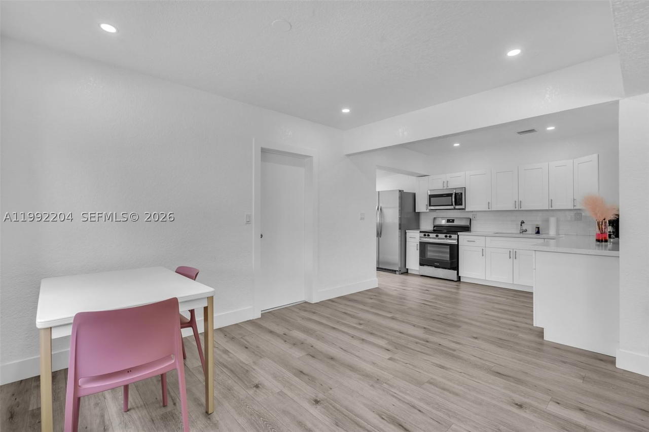 Real estate property located at 181 121st St, Miami-dade, Breezeswept Estates, North Miami, FL