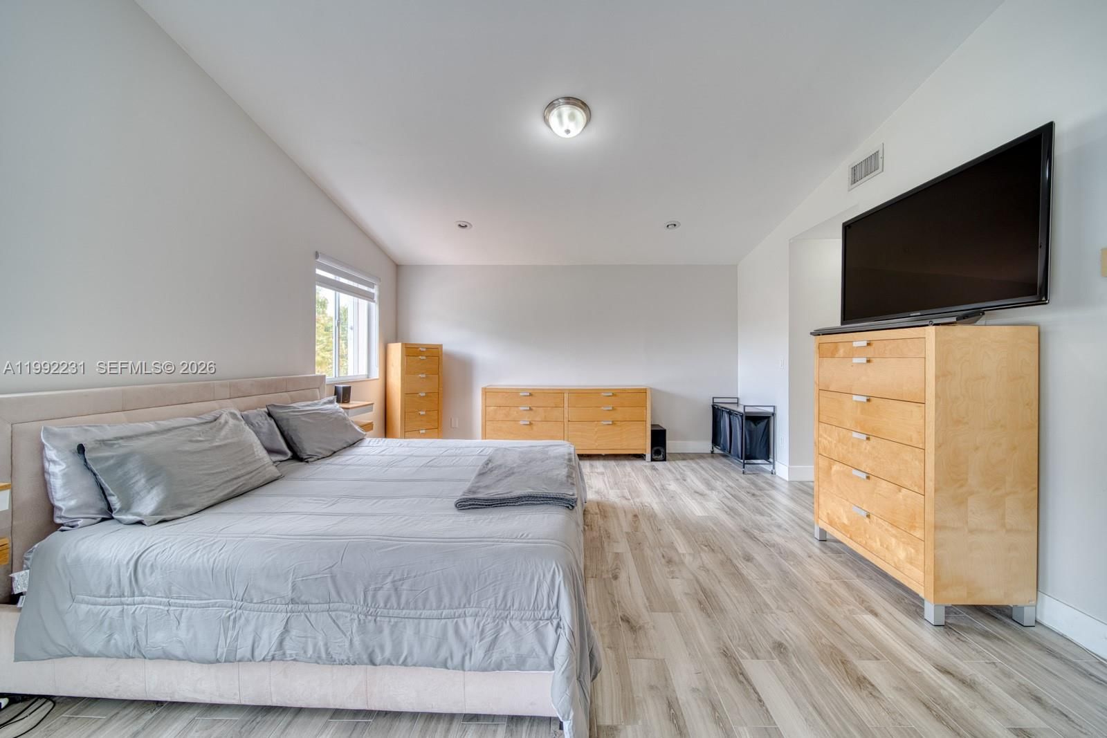 Real estate property located at 15261 108th Ter, Miami-dade, Jasmine At The Hammocks 1, Miami, FL