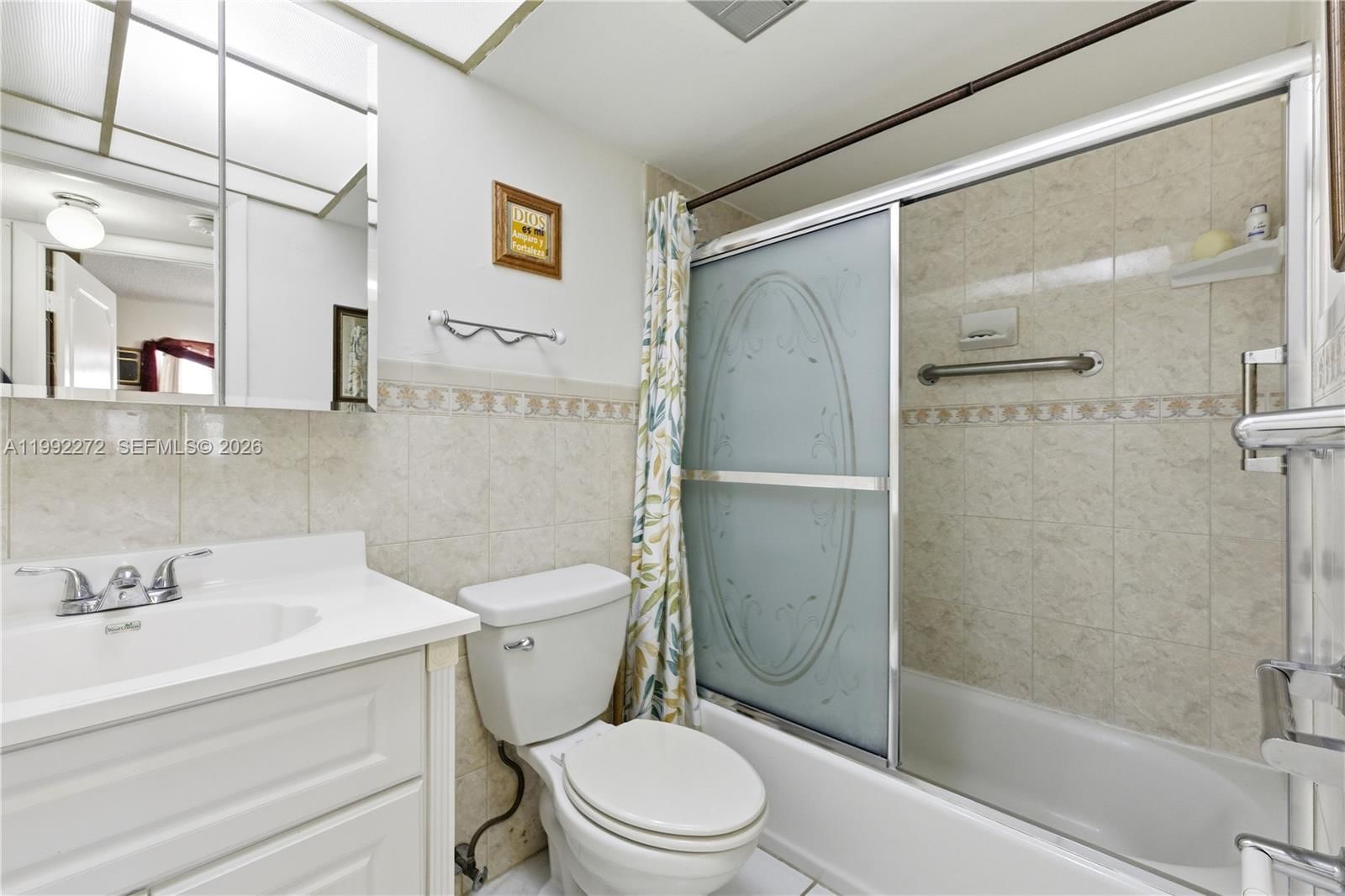 Real estate property located at 2651 Sunrise Lakes Dr #104, Broward, Sunrise Lakes 9 Condo, Sunrise, FL