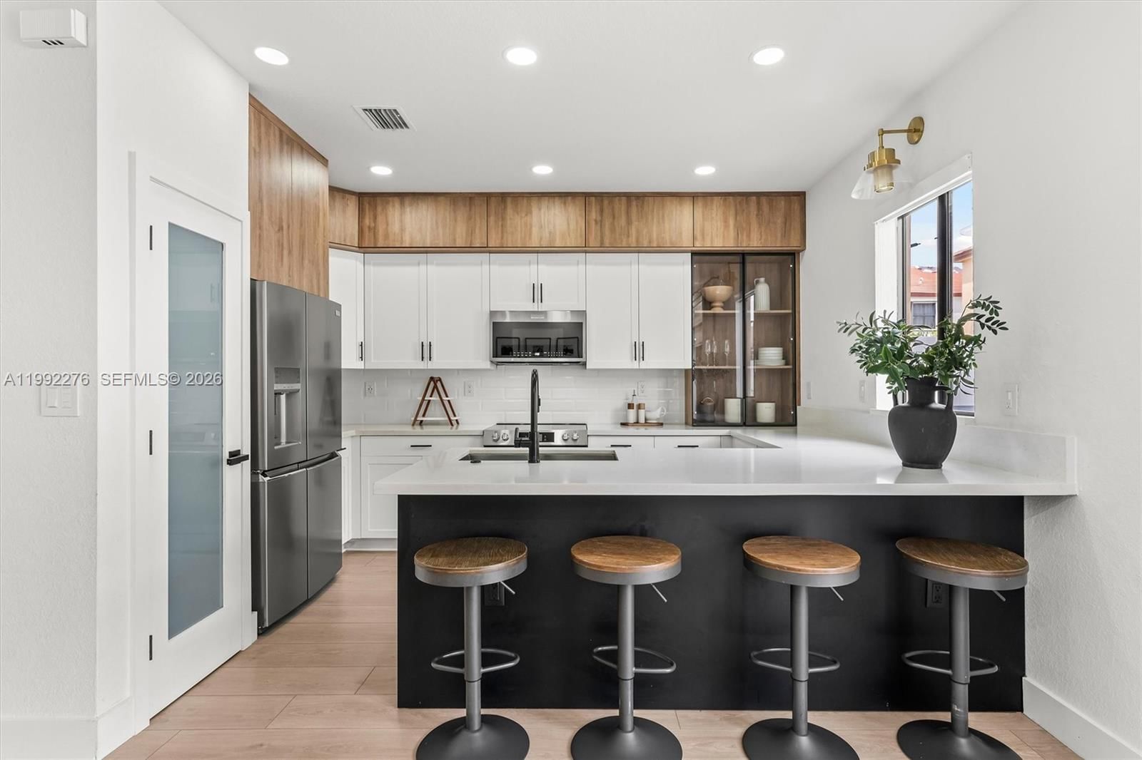 Real estate property located at 10487 34th Ct, Miami-dade, Aquabella Section Two, Hialeah, FL