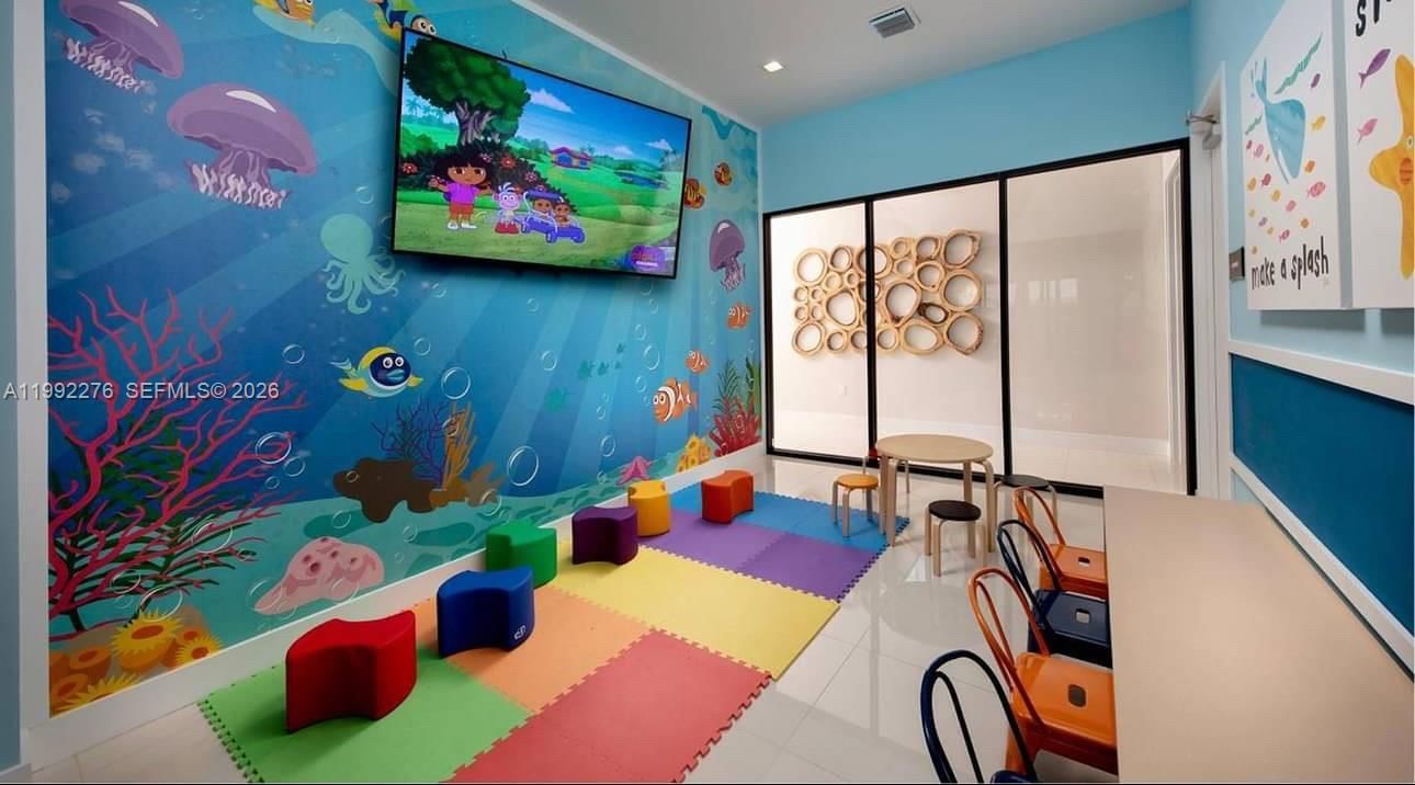 Real estate property located at 10487 34th Ct, Miami-dade, Aquabella Section Two, Hialeah, FL