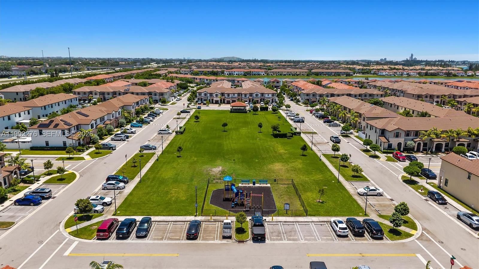 Real estate property located at 10487 34th Ct, Miami-dade, Aquabella Section Two, Hialeah, FL