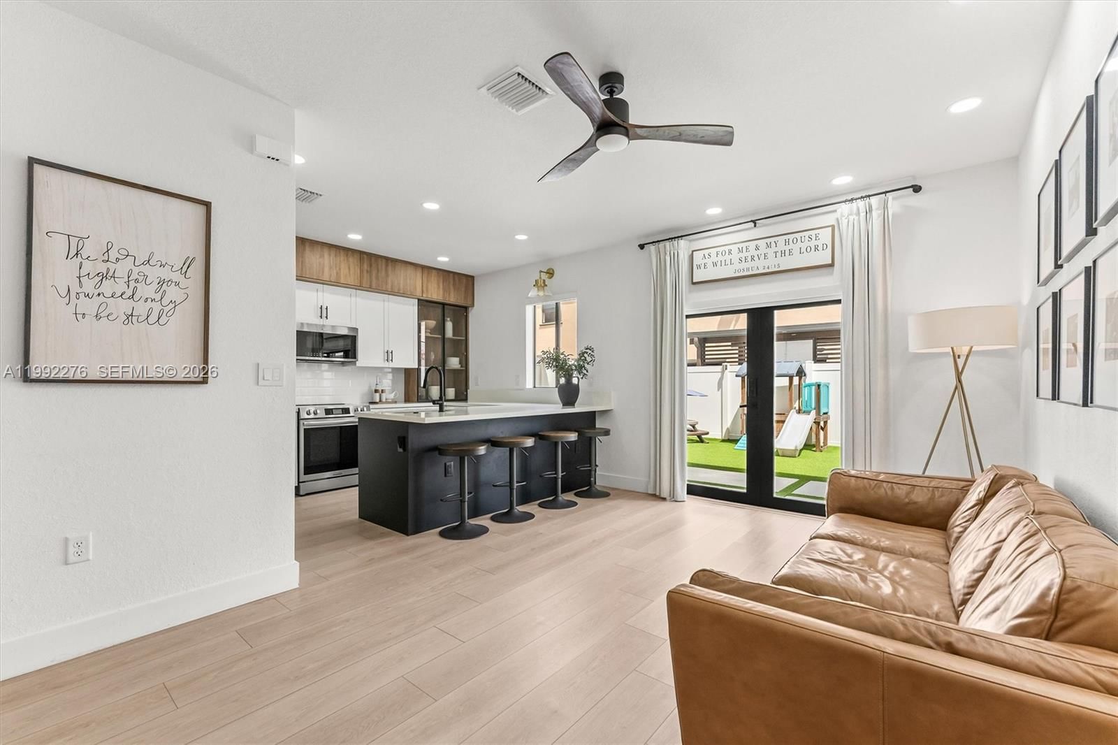 Real estate property located at 10487 34th Ct, Miami-dade, Aquabella Section Two, Hialeah, FL