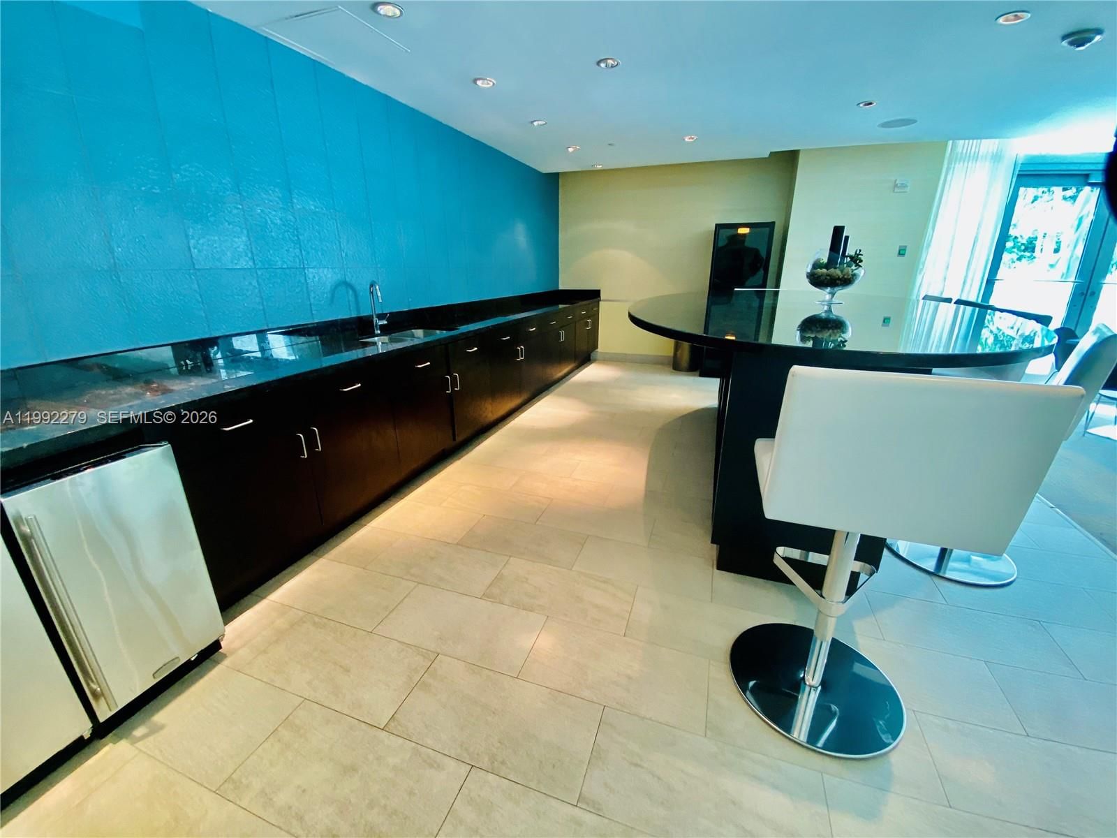 Real estate property located at 950 Brickell Bay Dr #2706, Miami-dade, The Plaza 851 Brickell Co, Miami, FL