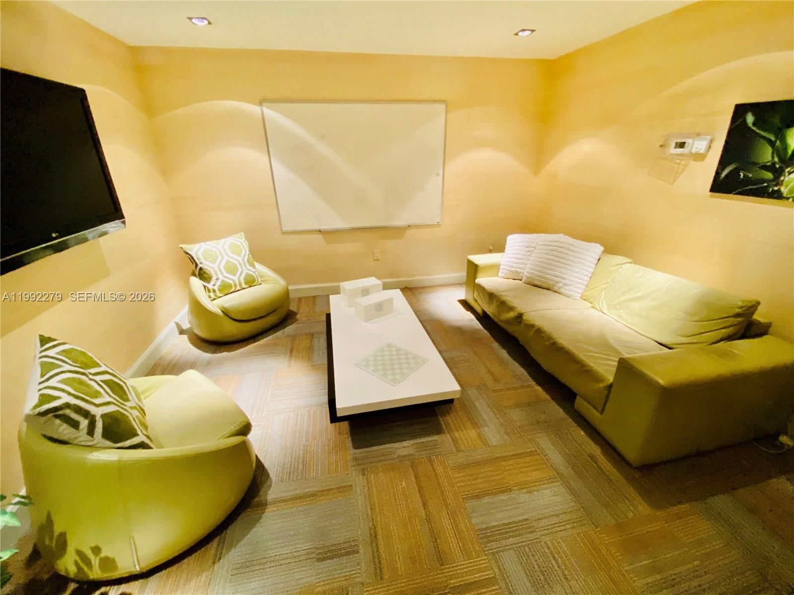 Real estate property located at 950 Brickell Bay Dr #2706, Miami-dade, The Plaza 851 Brickell Co, Miami, FL