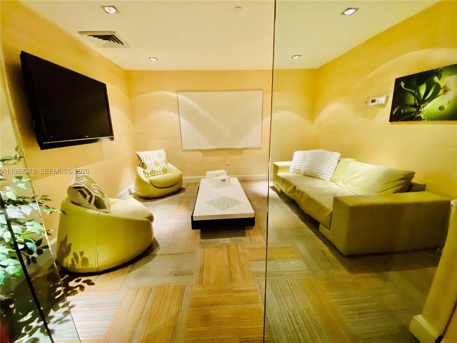 Real estate property located at 950 Brickell Bay Dr #2706, Miami-dade, The Plaza 851 Brickell Co, Miami, FL