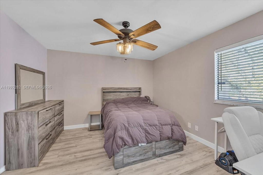 Real estate property located at 2796 University Dr #2202, Broward, Sundance At Davie Condo, Davie, FL