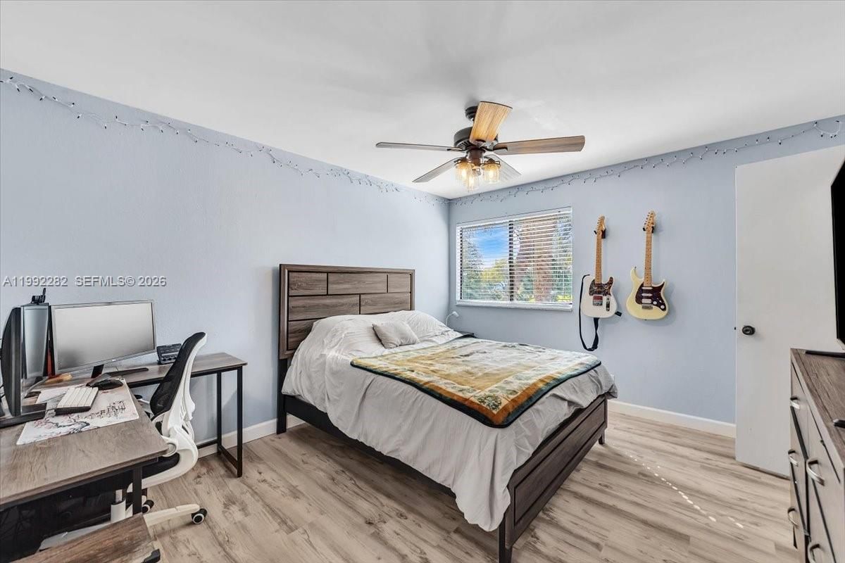 Real estate property located at 2796 University Dr #2202, Broward, Sundance At Davie Condo, Davie, FL