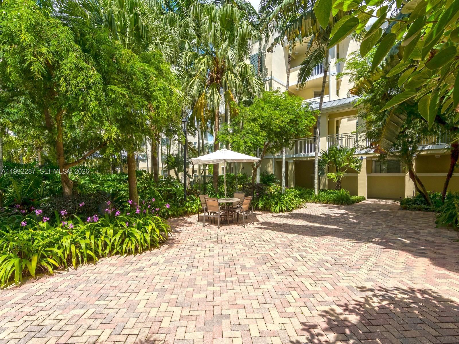 Real estate property located at 7542 102nd St #209, Miami-dade, The Reserve Of Pinecrest, Pinecrest, FL