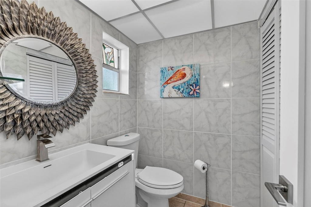 Real estate property located at 9821 Sunrise Lakes Blvd #107, Broward, Sunrise Lakes 152 Condo, Sunrise, FL