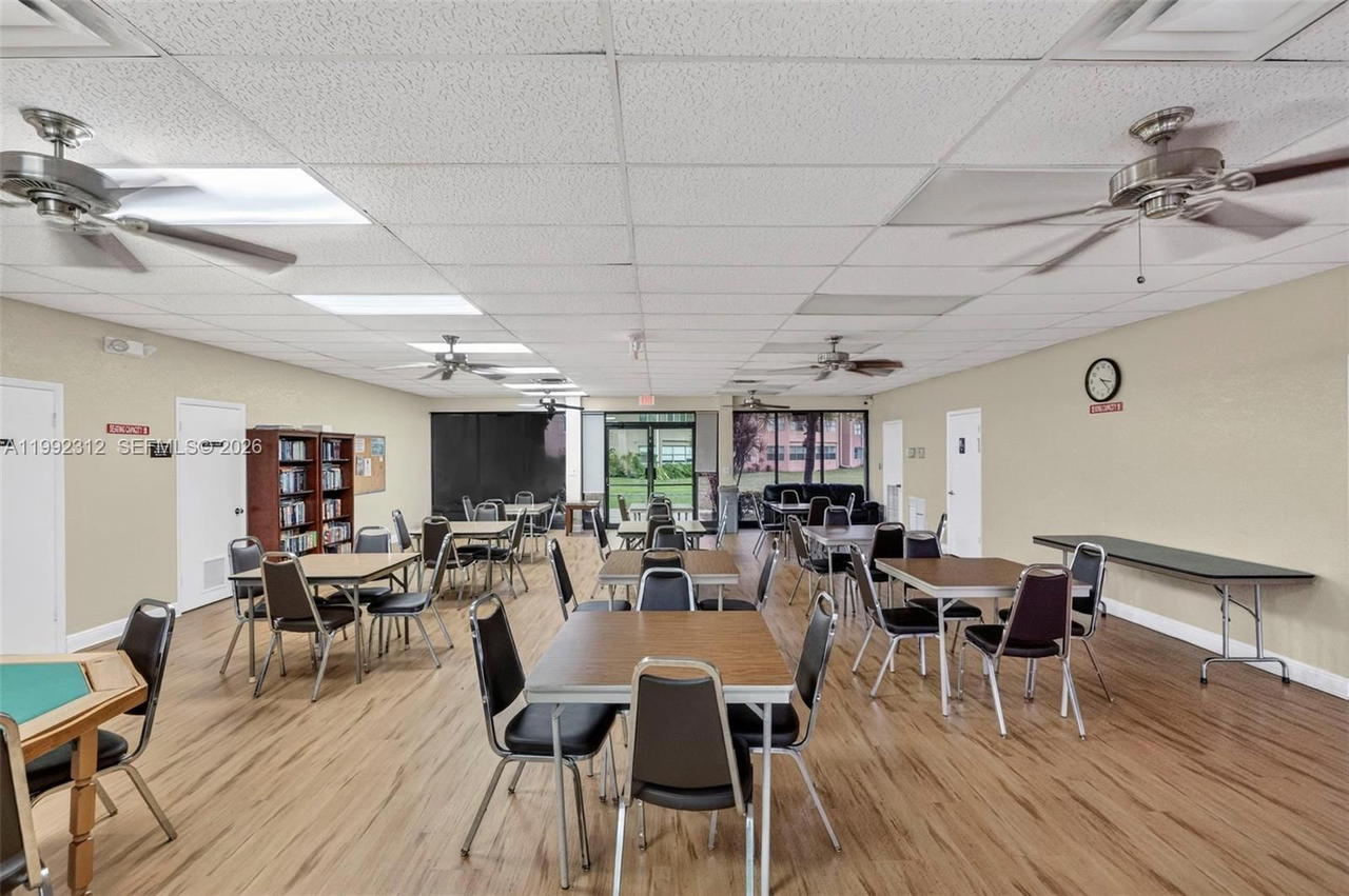 Real estate property located at 9821 Sunrise Lakes Blvd #107, Broward, Sunrise Lakes 152 Condo, Sunrise, FL