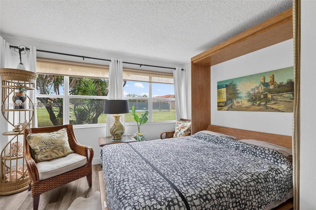 Real estate property located at 9821 Sunrise Lakes Blvd #107, Broward, Sunrise Lakes 152 Condo, Sunrise, FL