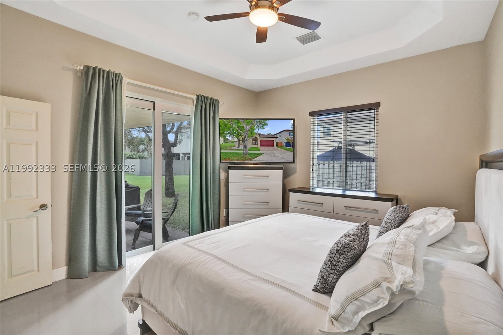 Real estate property located at 23112 104th Ct, Miami-dade, Enclave At Black Point Ma, Cutler Bay, FL