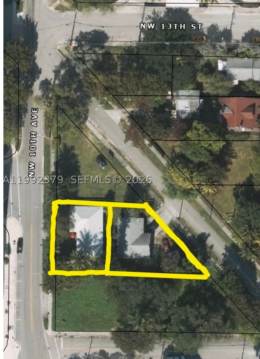 Real estate property located at 1226 11th St Rd, Miami-dade, Highland Park Replat No 2, Miami, FL