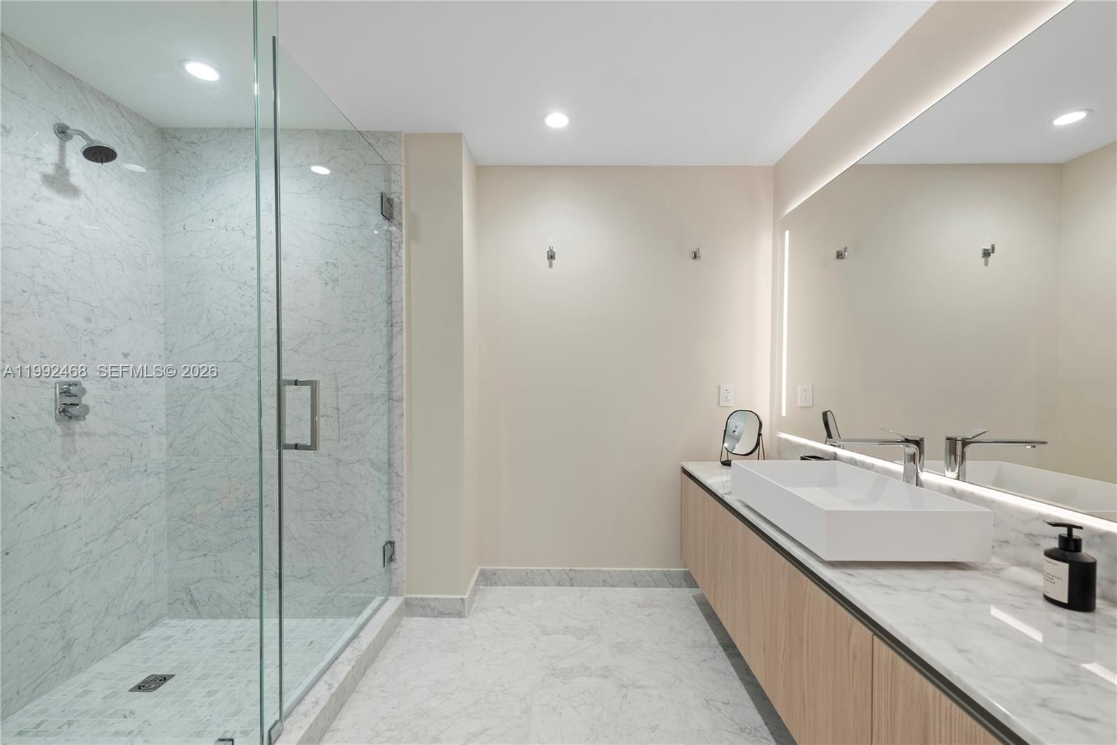 Real estate property located at 1135 103rd St #303, Miami-dade, Bay Harbor Island, Bay Harbor Islands, FL