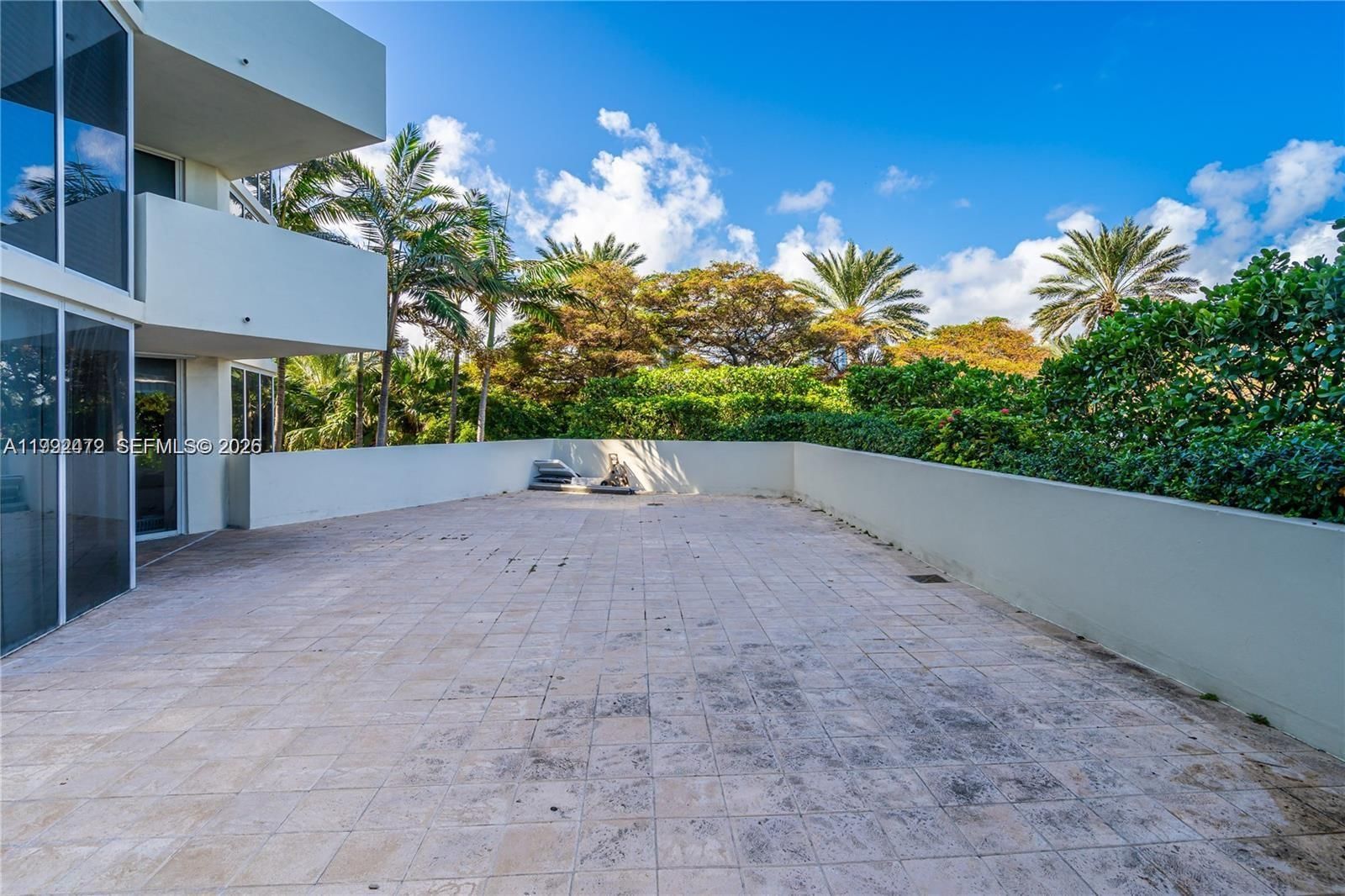 Real estate property located at 19333 Collins Ave #304, Miami-dade, Ocean One Condo, Sunny Isles Beach, FL