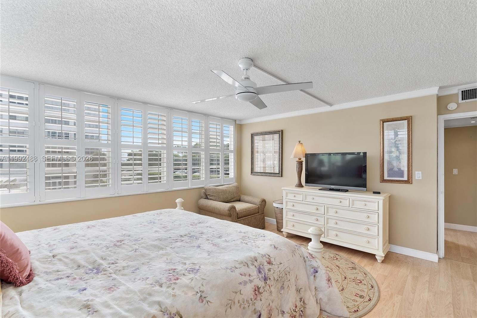 Real estate property located at 2100 Sans Souci Blvd B111, Miami-dade, Bayview Towers Condo Sout, North Miami, FL