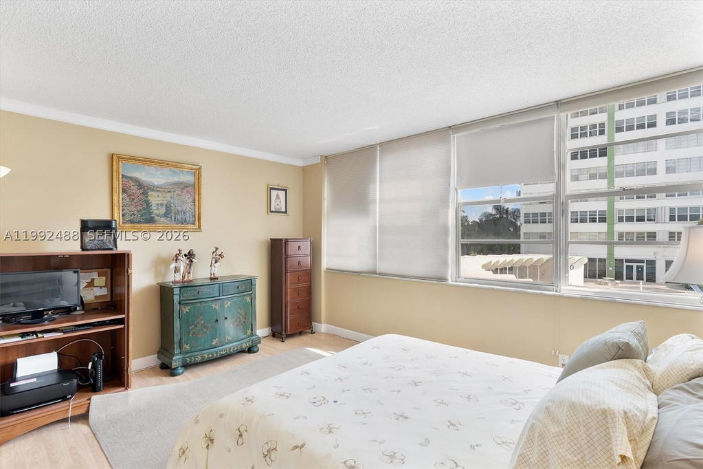 Real estate property located at 2100 Sans Souci Blvd B111, Miami-dade, Bayview Towers Condo Sout, North Miami, FL