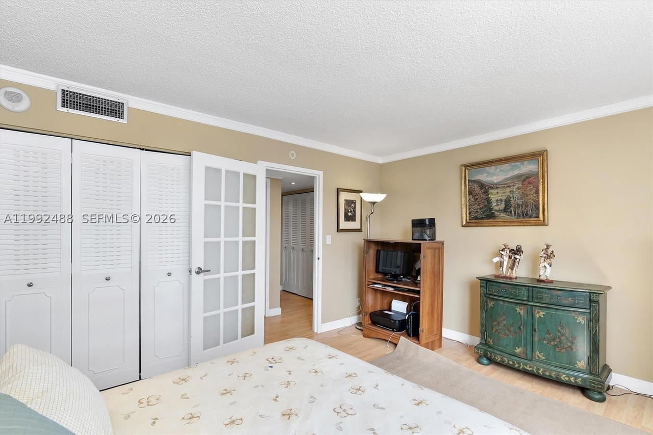 Real estate property located at 2100 Sans Souci Blvd B111, Miami-dade, Bayview Towers Condo Sout, North Miami, FL