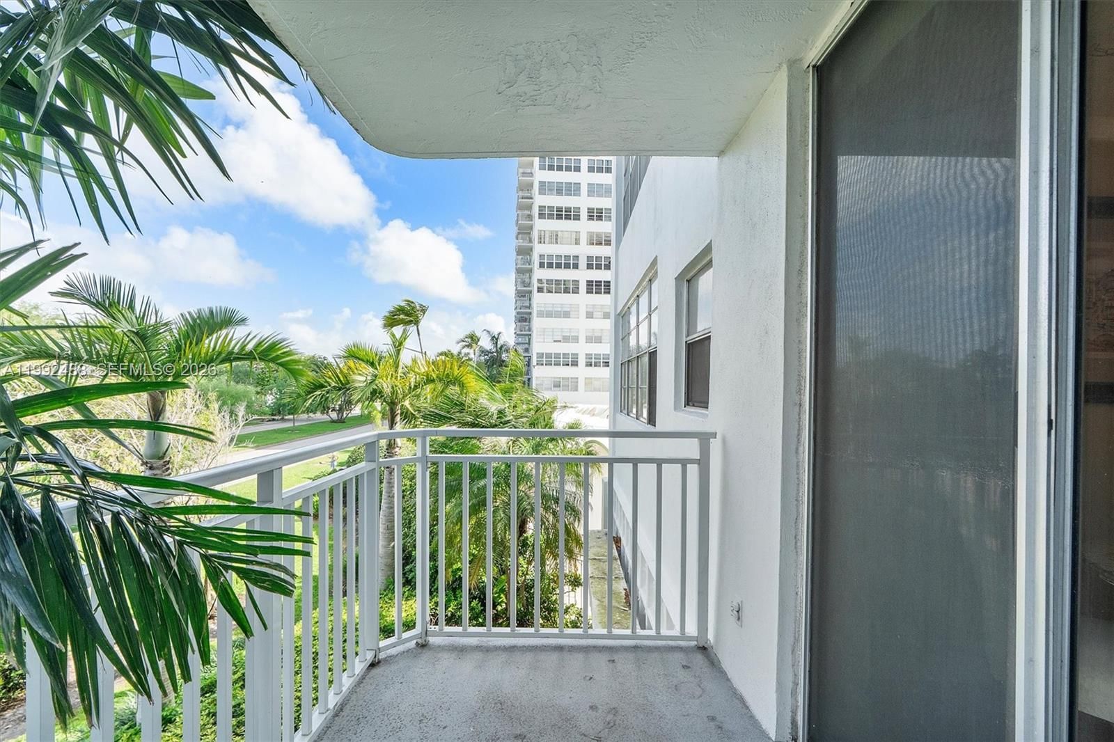 Real estate property located at 2100 Sans Souci Blvd B111, Miami-dade, Bayview Towers Condo Sout, North Miami, FL