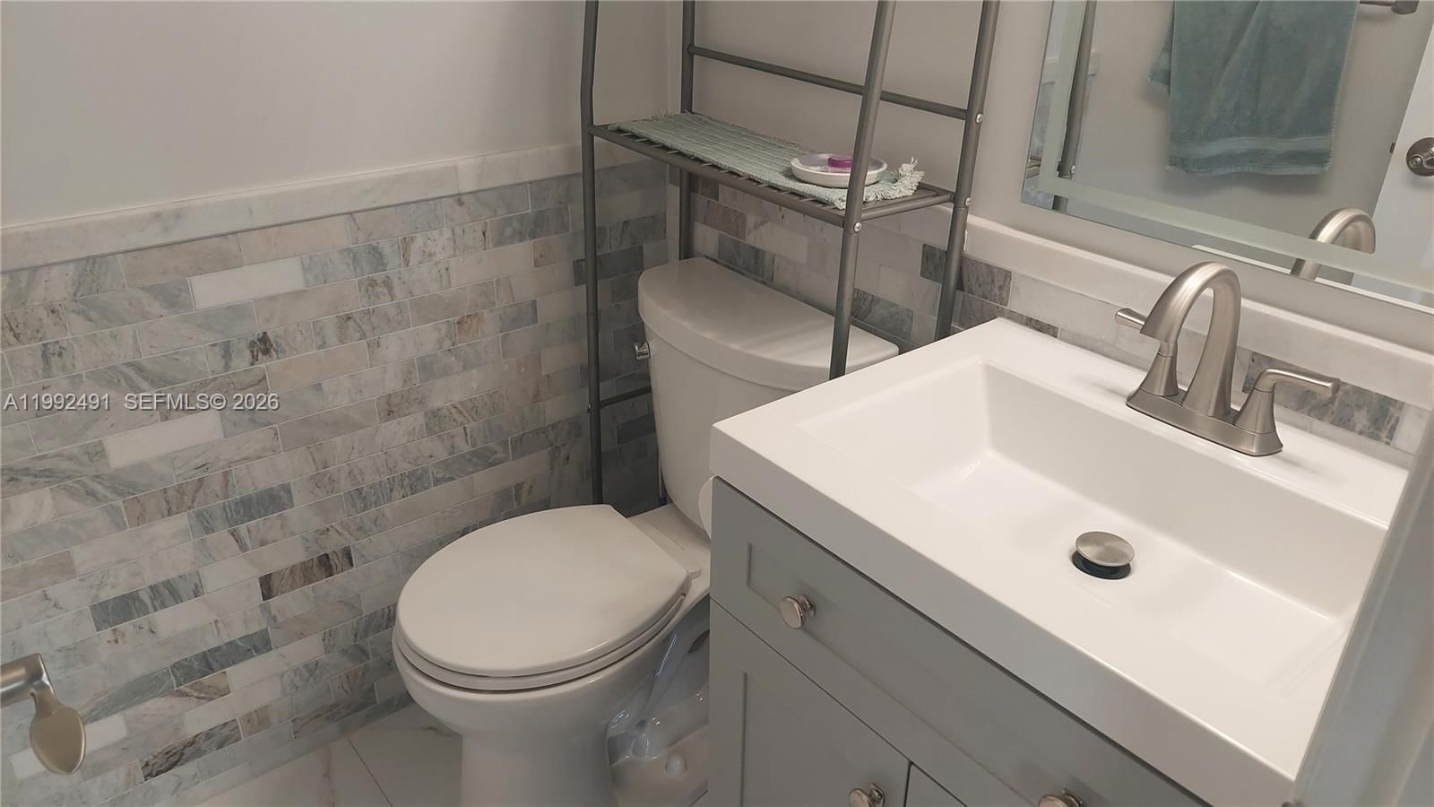 Real estate property located at 1731 15th St #402, Broward, Cromwell West Condo, Fort Lauderdale, FL