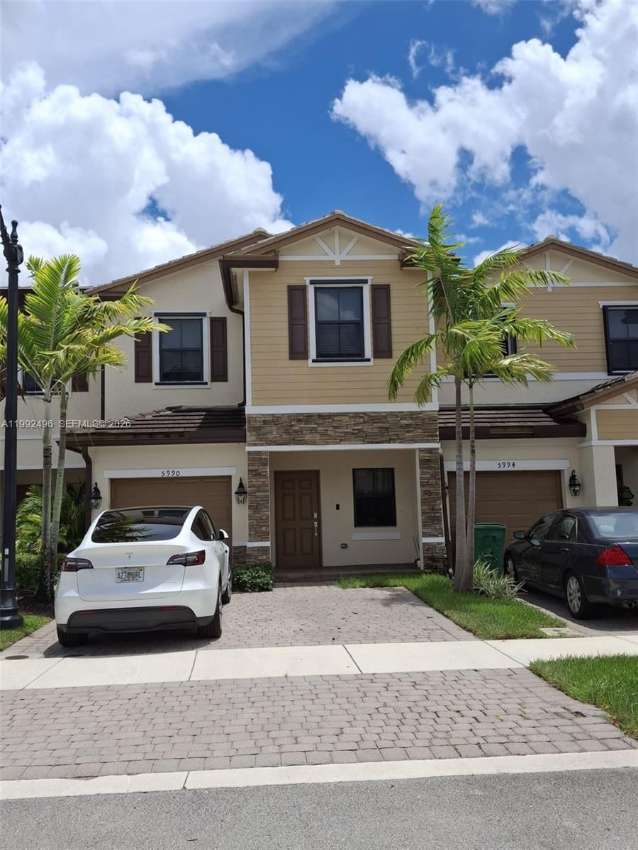 Real estate property located at 5990 Mustang Mnr, Broward, Trotters Chase, Davie, FL