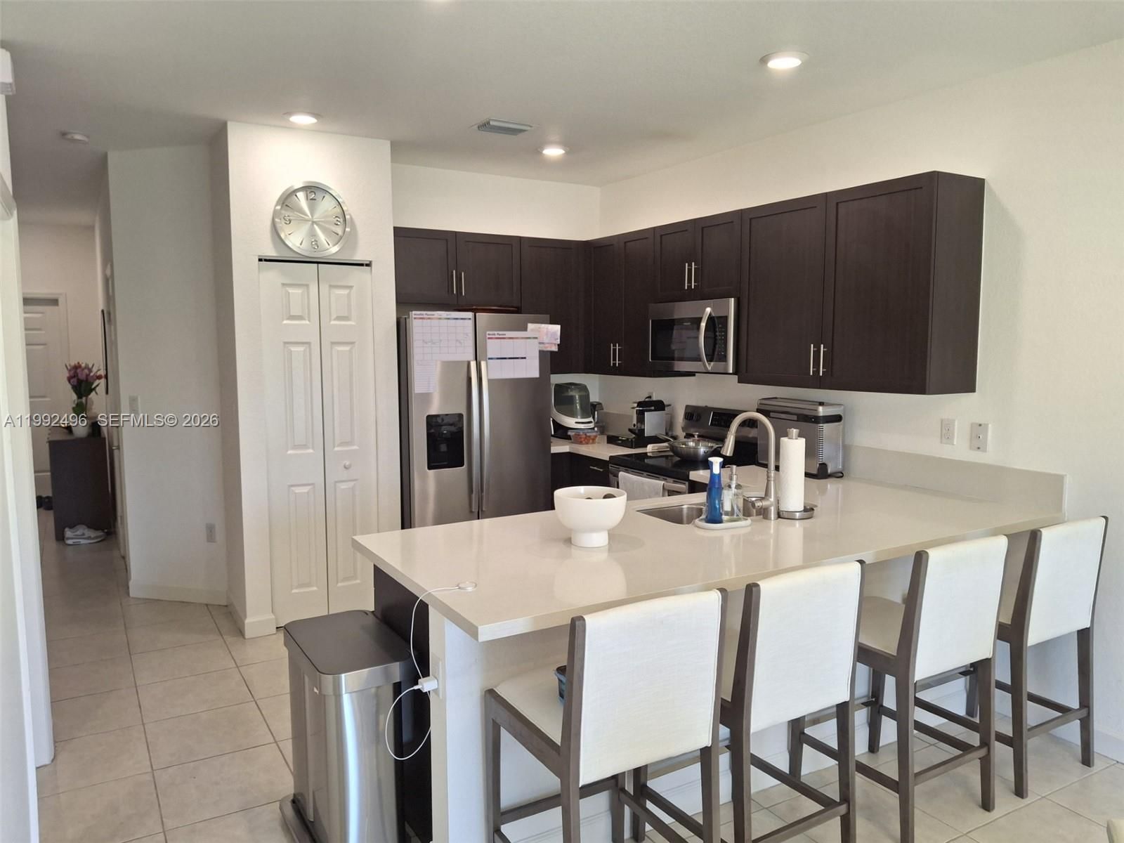 Real estate property located at 5990 Mustang Mnr, Broward, Trotters Chase, Davie, FL