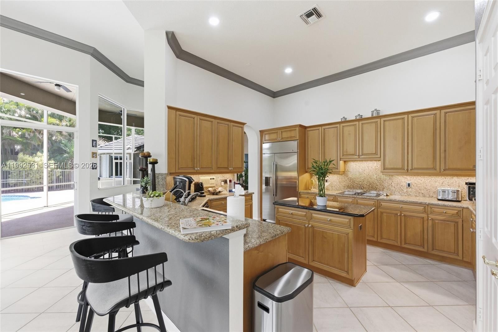 Real estate property located at 2488 Provence Cir, Broward, Provence Weston Hills, Weston, FL