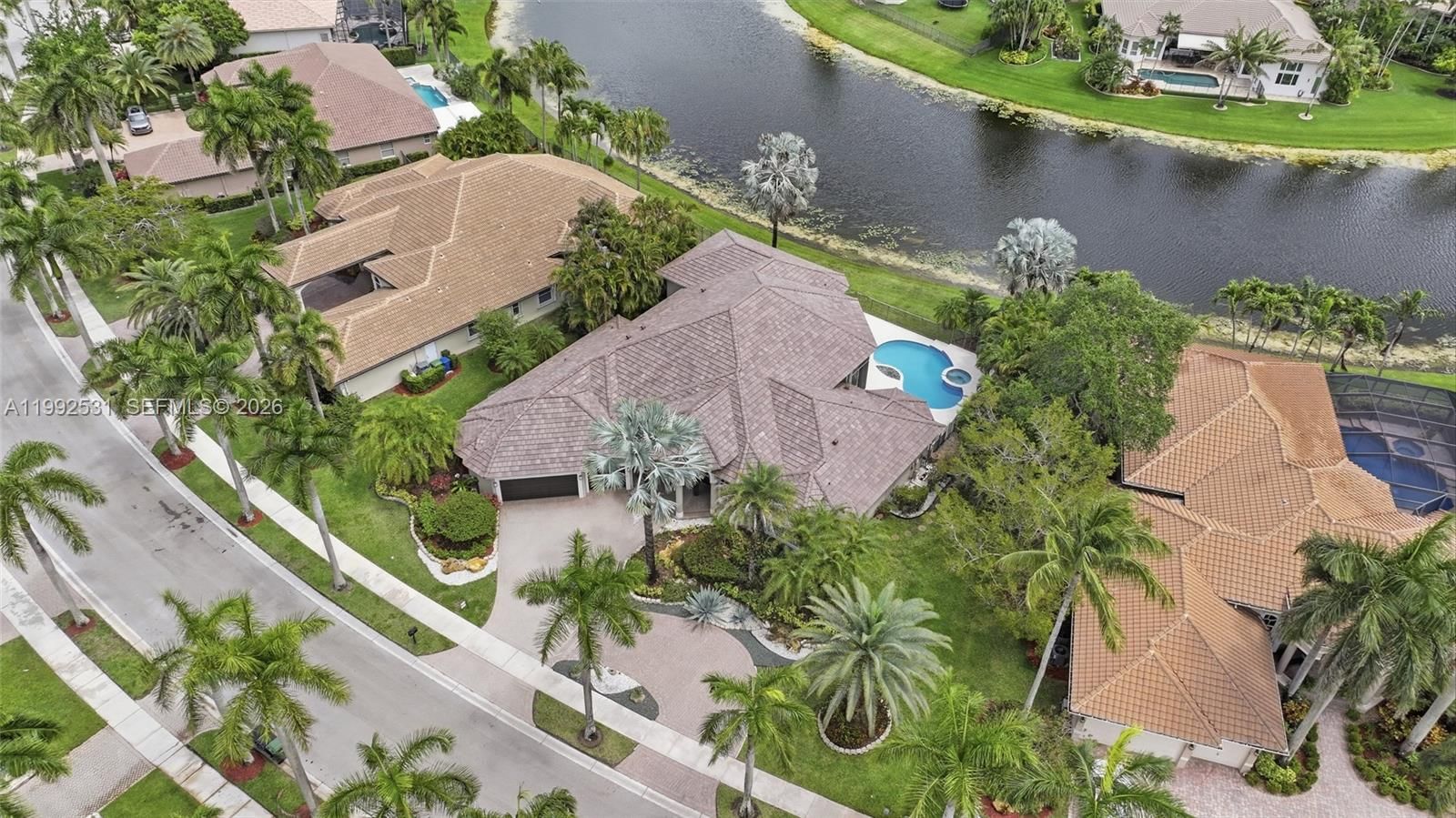 Real estate property located at 2488 Provence Cir, Broward, Provence Weston Hills, Weston, FL