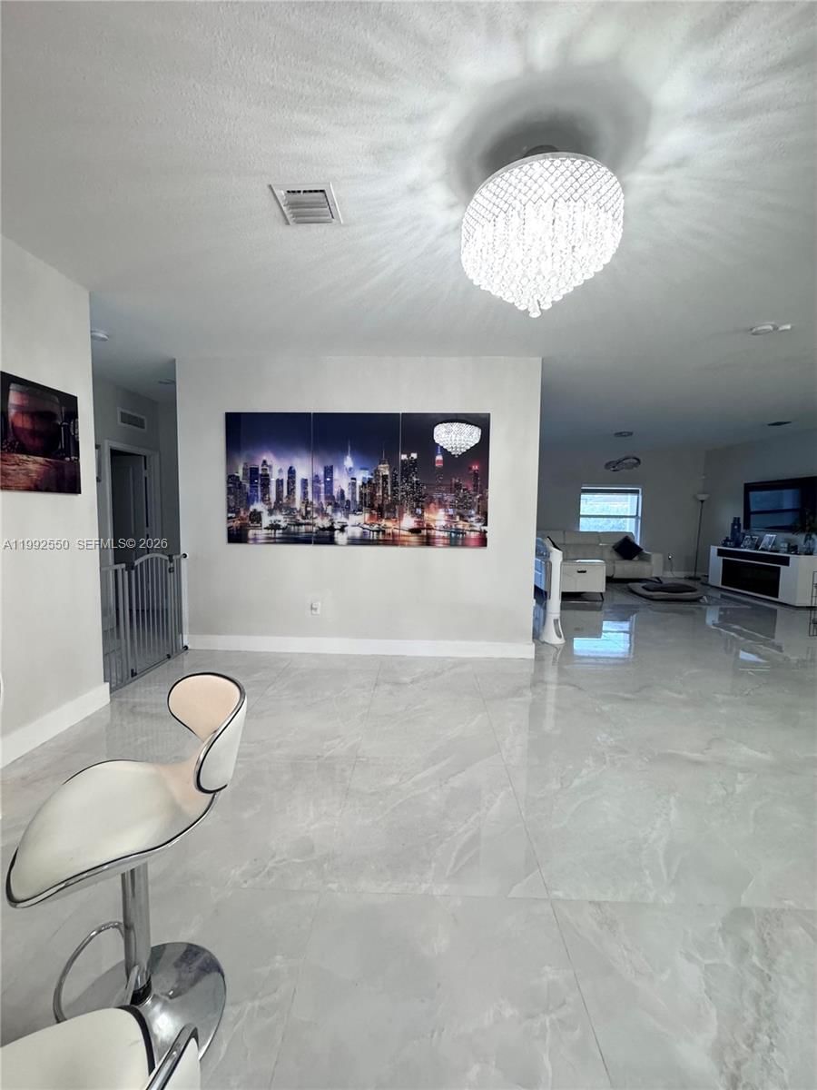 Real estate property located at 19303 132nd Path, Miami-dade, Caple Farms South, Miami, FL