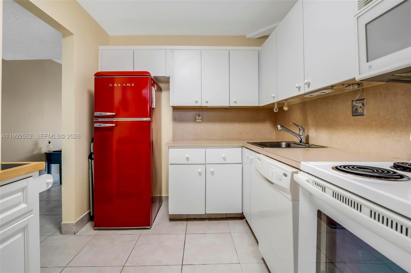 Real estate property located at 3671 Environ Blvd #368, Broward, Condominium 8 Of Environ, Lauderhill, FL