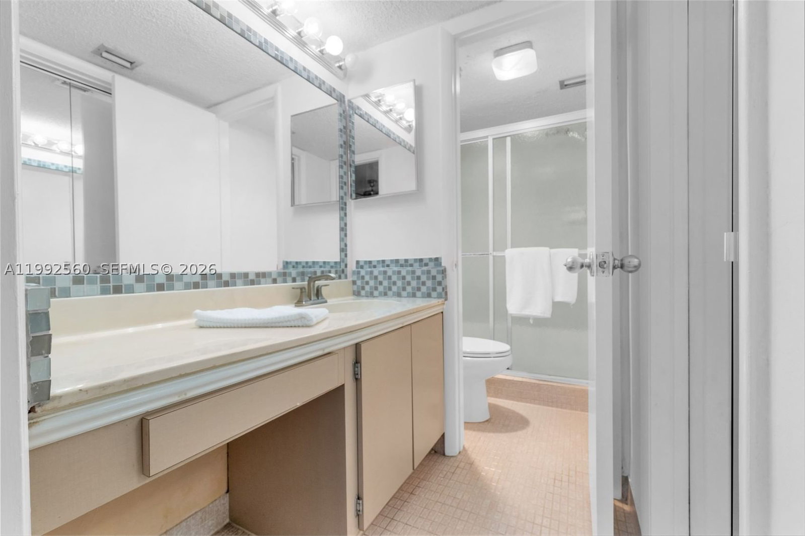 Real estate property located at 1021 Mockingbird Ln #302, Broward, Manaranda Village Condo, Plantation, FL
