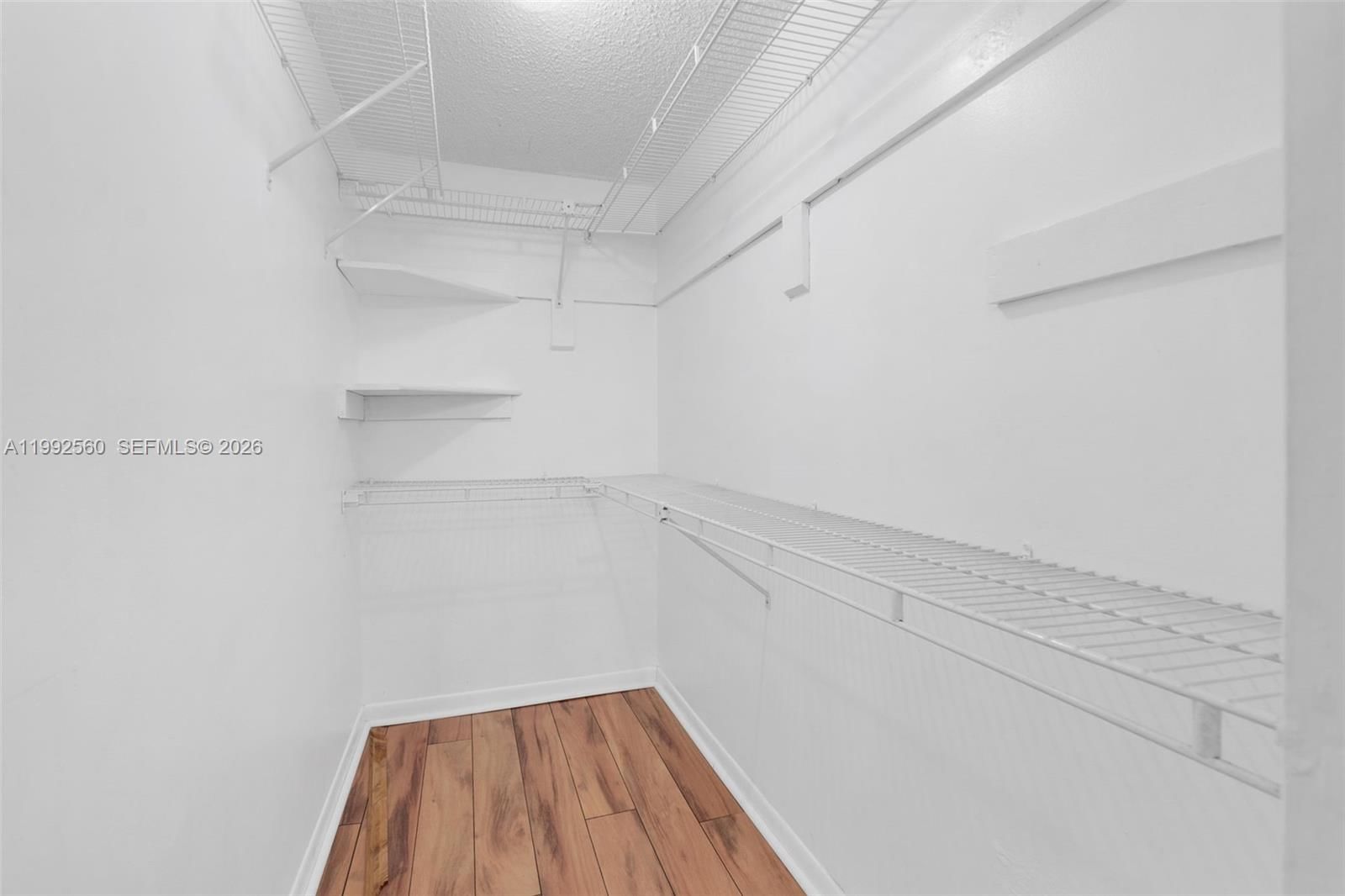 Real estate property located at 1021 Mockingbird Ln #302, Broward, Manaranda Village Condo, Plantation, FL