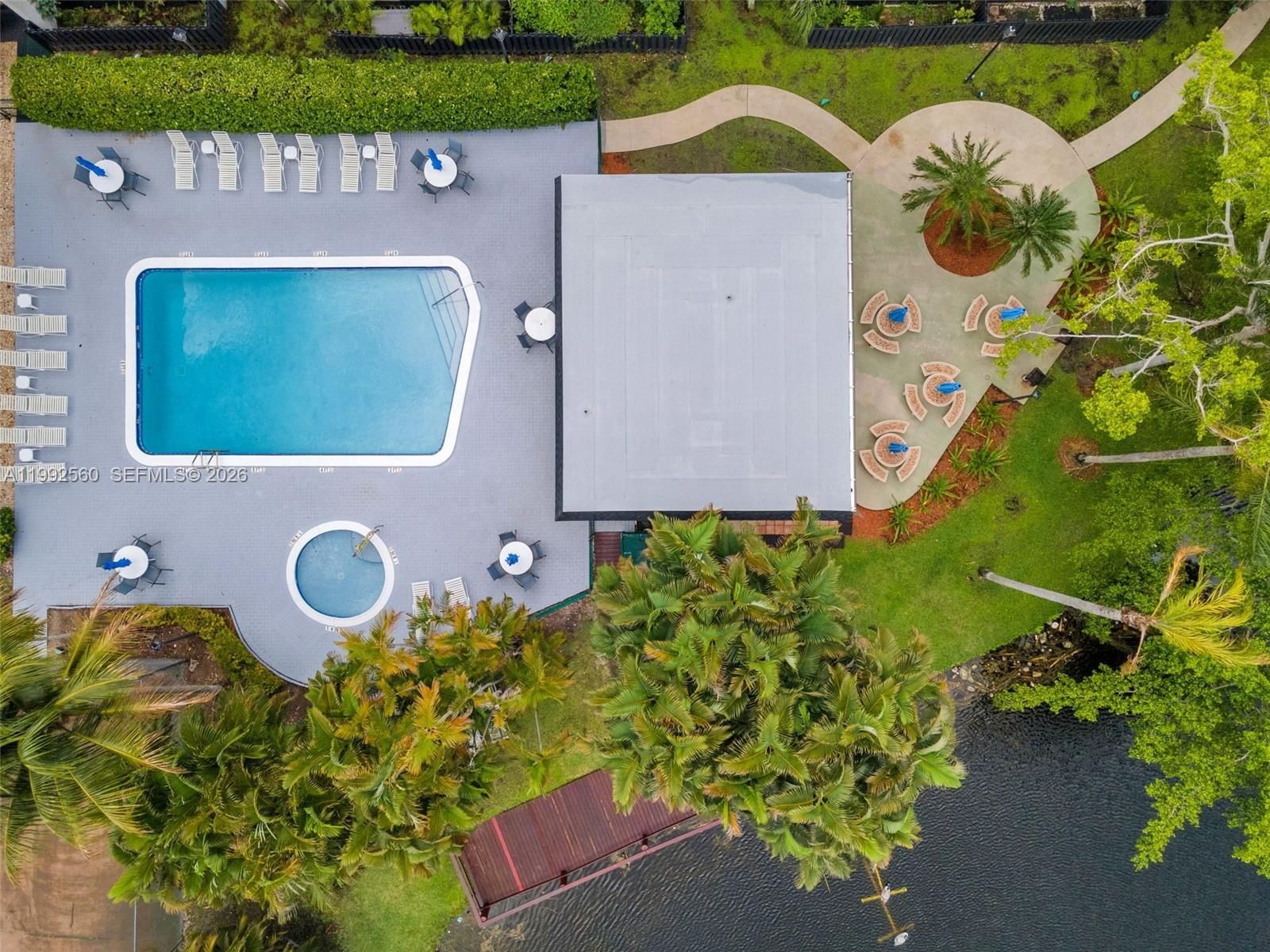 Real estate property located at 1021 Mockingbird Ln #302, Broward, Manaranda Village Condo, Plantation, FL