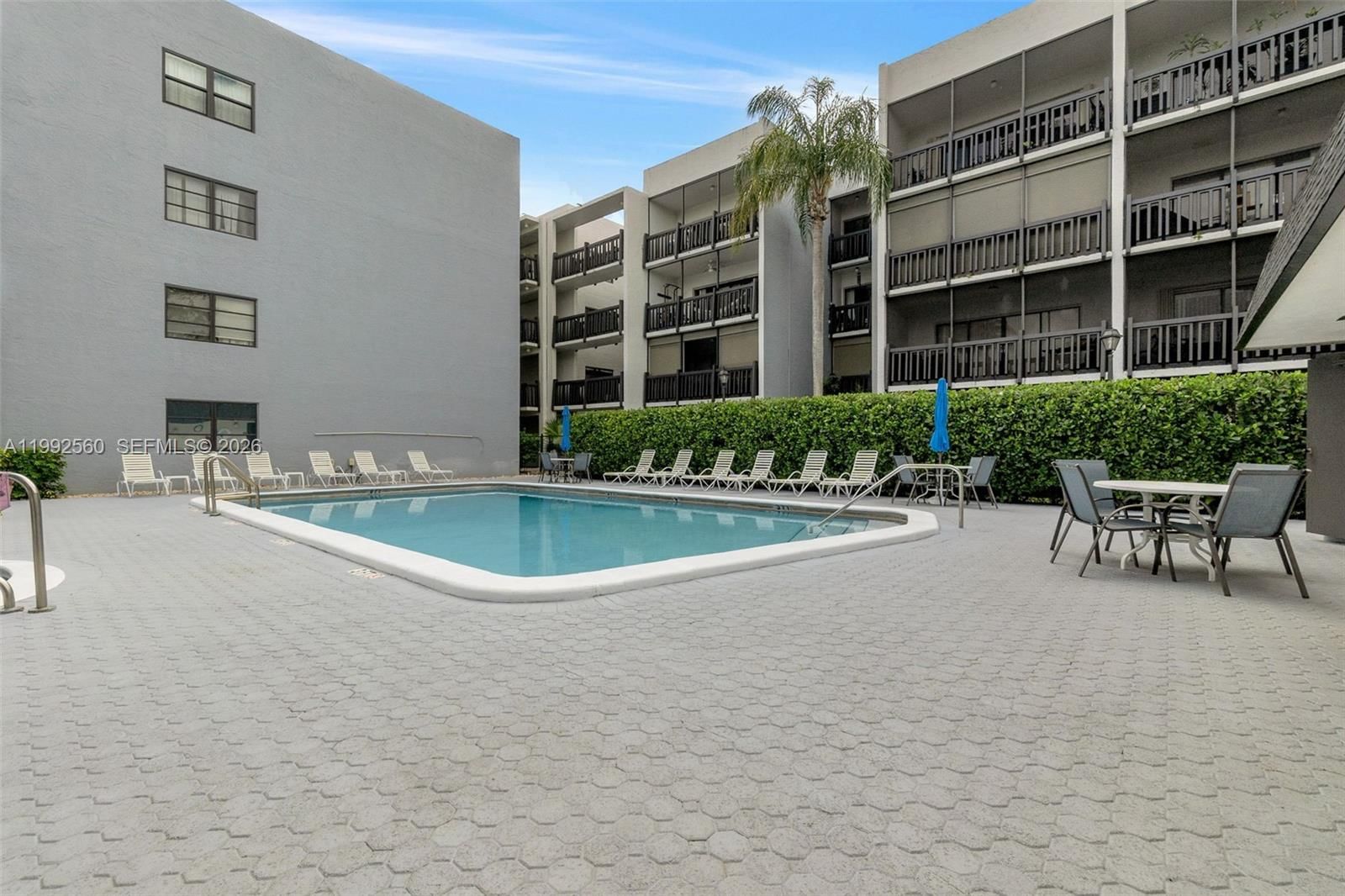 Real estate property located at 1021 Mockingbird Ln #302, Broward, Manaranda Village Condo, Plantation, FL