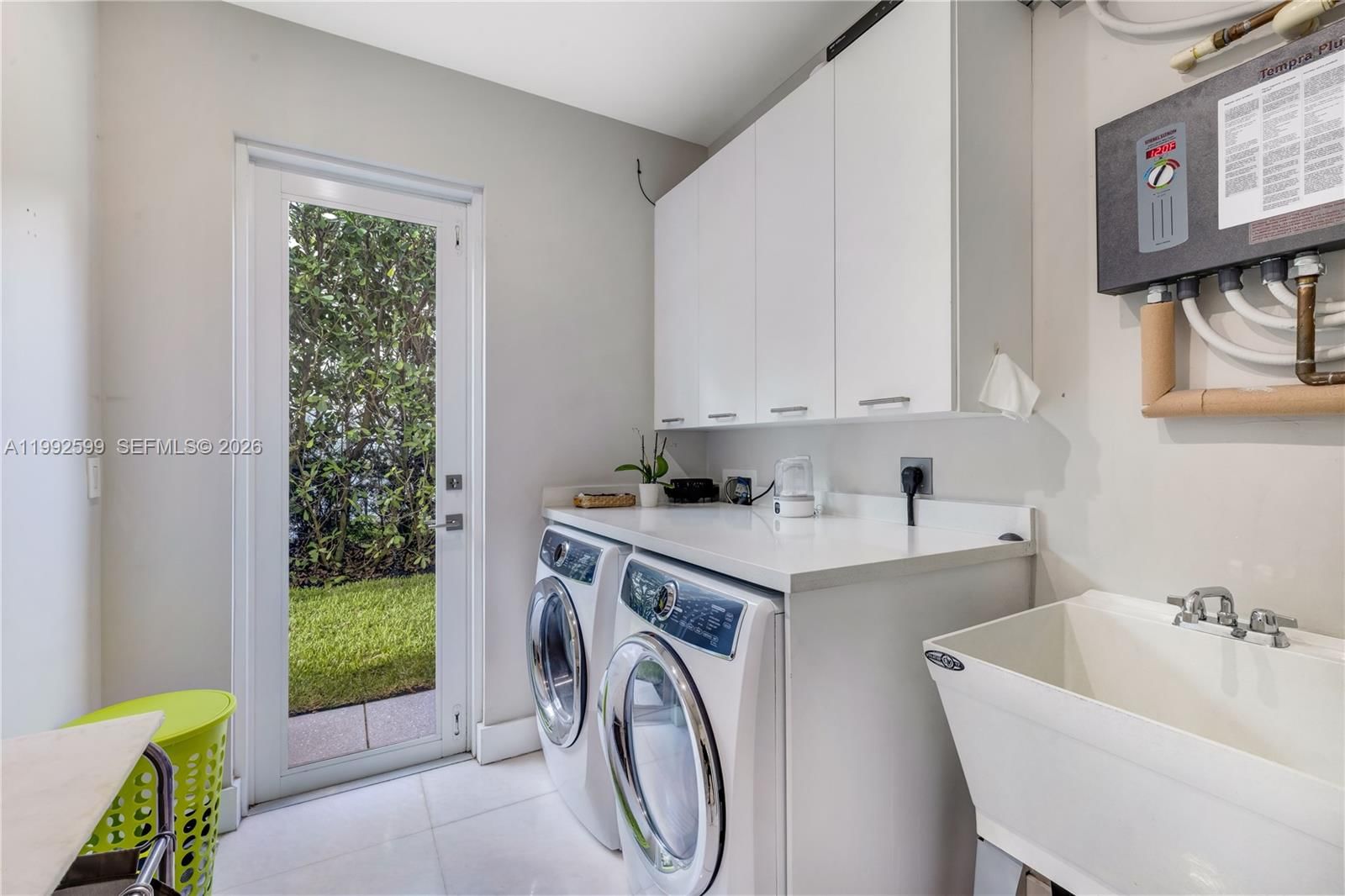 Real estate property located at 5602 65th Ct, Miami-dade, Somi Estates, South Miami, FL