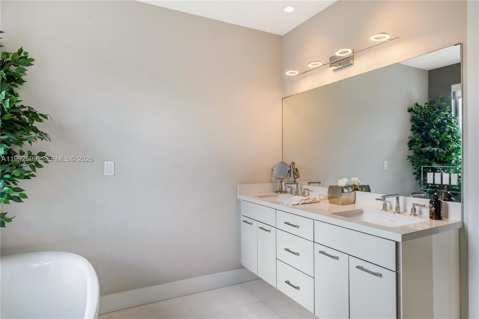 Real estate property located at 5602 65th Ct, Miami-dade, Somi Estates, South Miami, FL