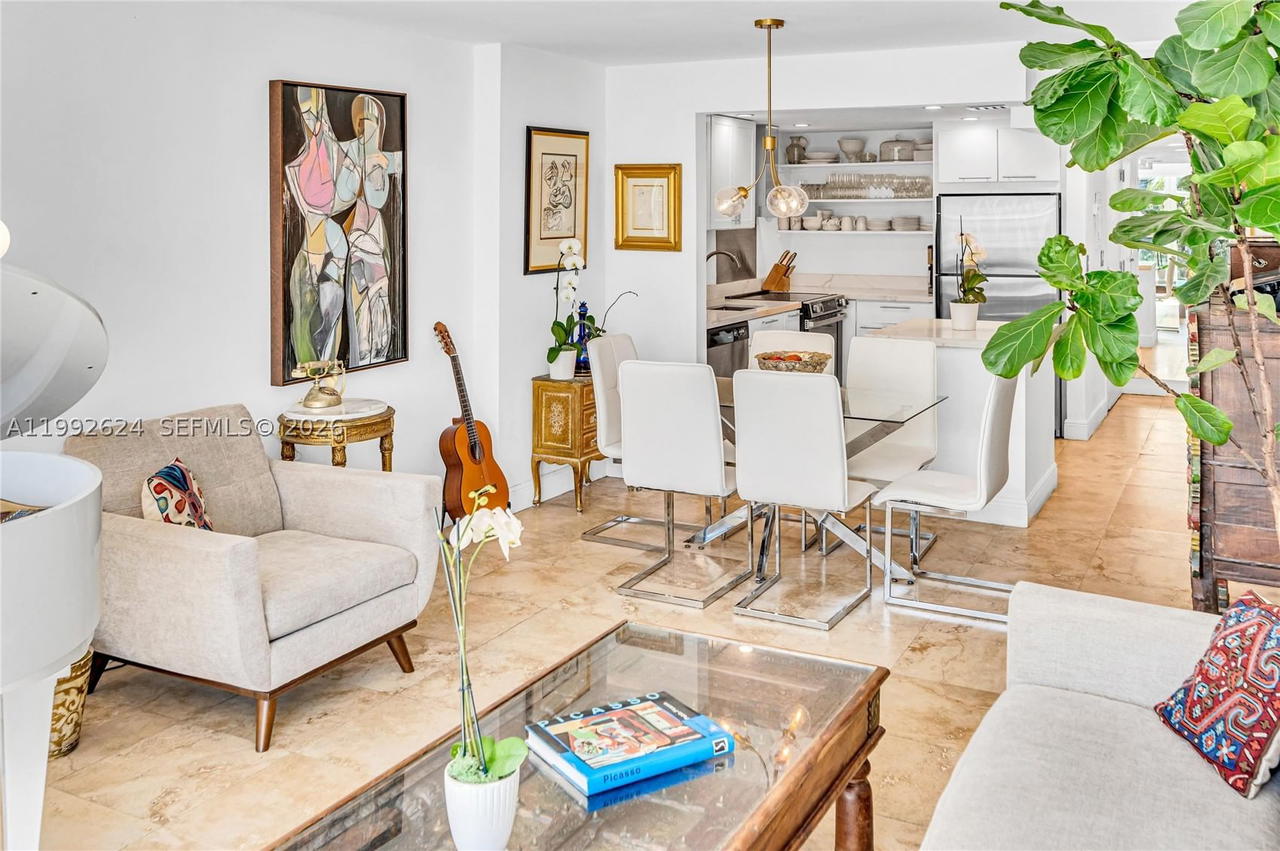 Real estate property located at 1228 West Ave #209, Miami-dade, Bayview Terr Condo, Miami Beach, FL