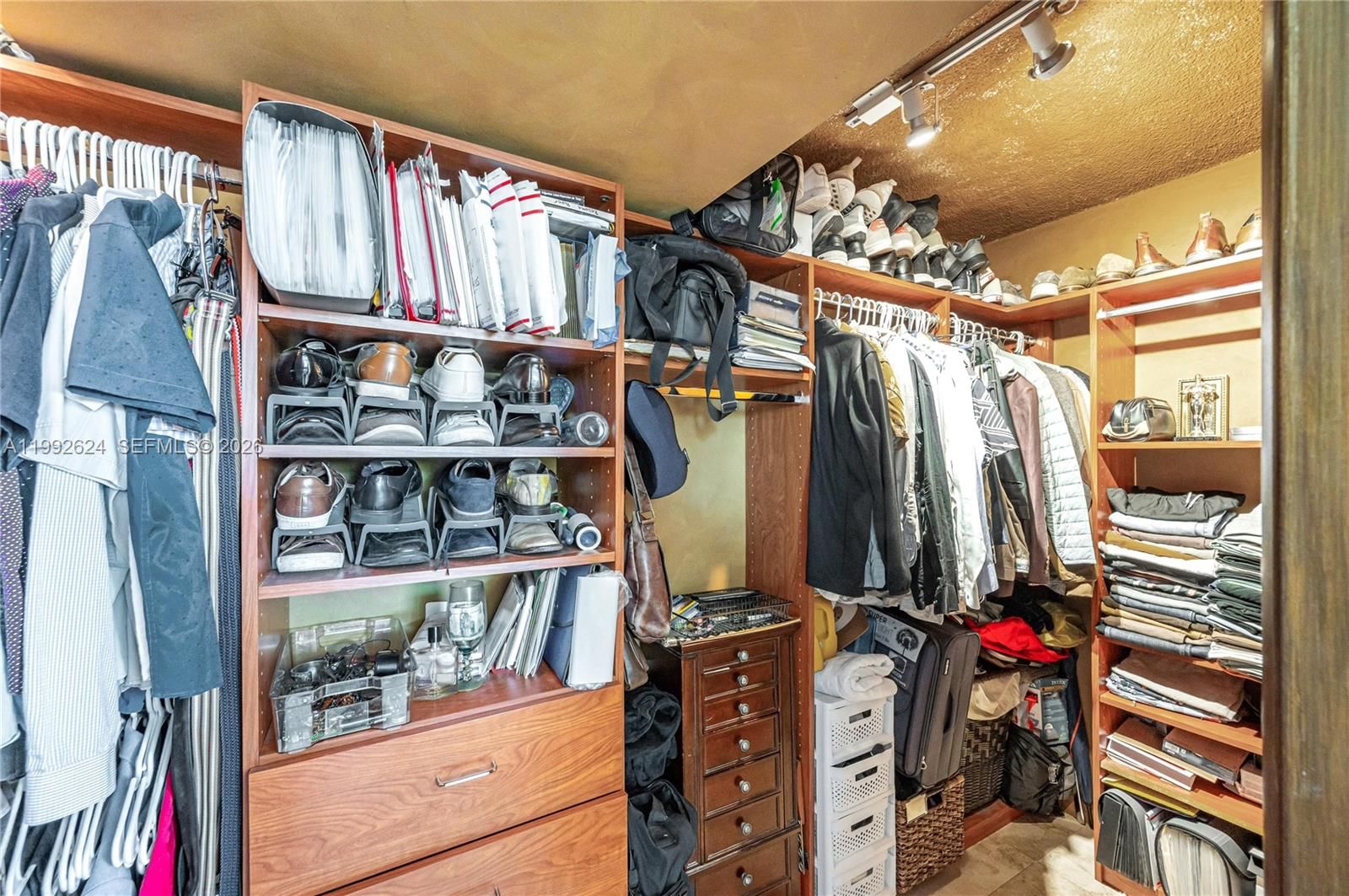 Real estate property located at 1228 West Ave #209, Miami-dade, Bayview Terr Condo, Miami Beach, FL